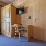 Renate Apartment *
